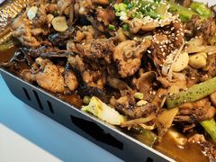 -蛙舍·炭烧牛蛙(东百中心店)