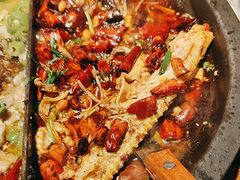 -鸣记脆皮烤鱼·海鲜烤鱼(三八广场店)