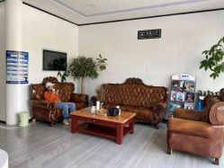 -痘博士昆明·国际祛痘领跑品牌