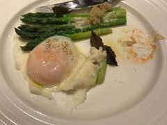 -恰餐厅及酒吧 CHAR Bar & Grill (北京丽都皇冠假日店)