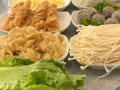 -光头药膳鸡(莱茵小镇店)