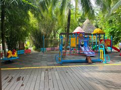 -三亚湾海居铂尔曼度假酒店