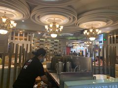 -香港新发烧腊茶餐厅(万象店)
