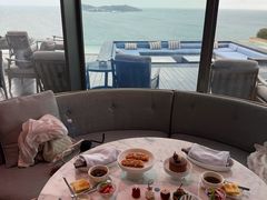 -瑰丽酒店·海吧·天际下午茶·现场DJ·天台酒吧