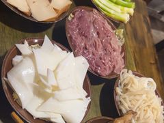 -黄潇洒老火锅(九眼桥宏济巷店)