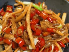 酸萝卜肥肠-聚味瞿记·龙虾堂(树木岭店)