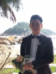 -现代经典婚纱摄影