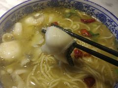 -轻捞慢起面馆(新世界百货店)