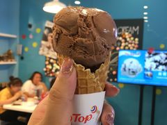 巧克力单球华夫筒-TIPTOP冰淇淋(恒隆店)