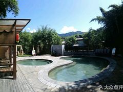 -雅安楠水阁温泉酒店