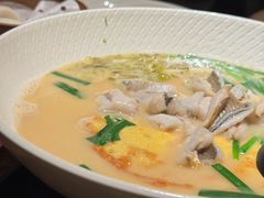 -荣家黄鱼面(前滩太古里店)