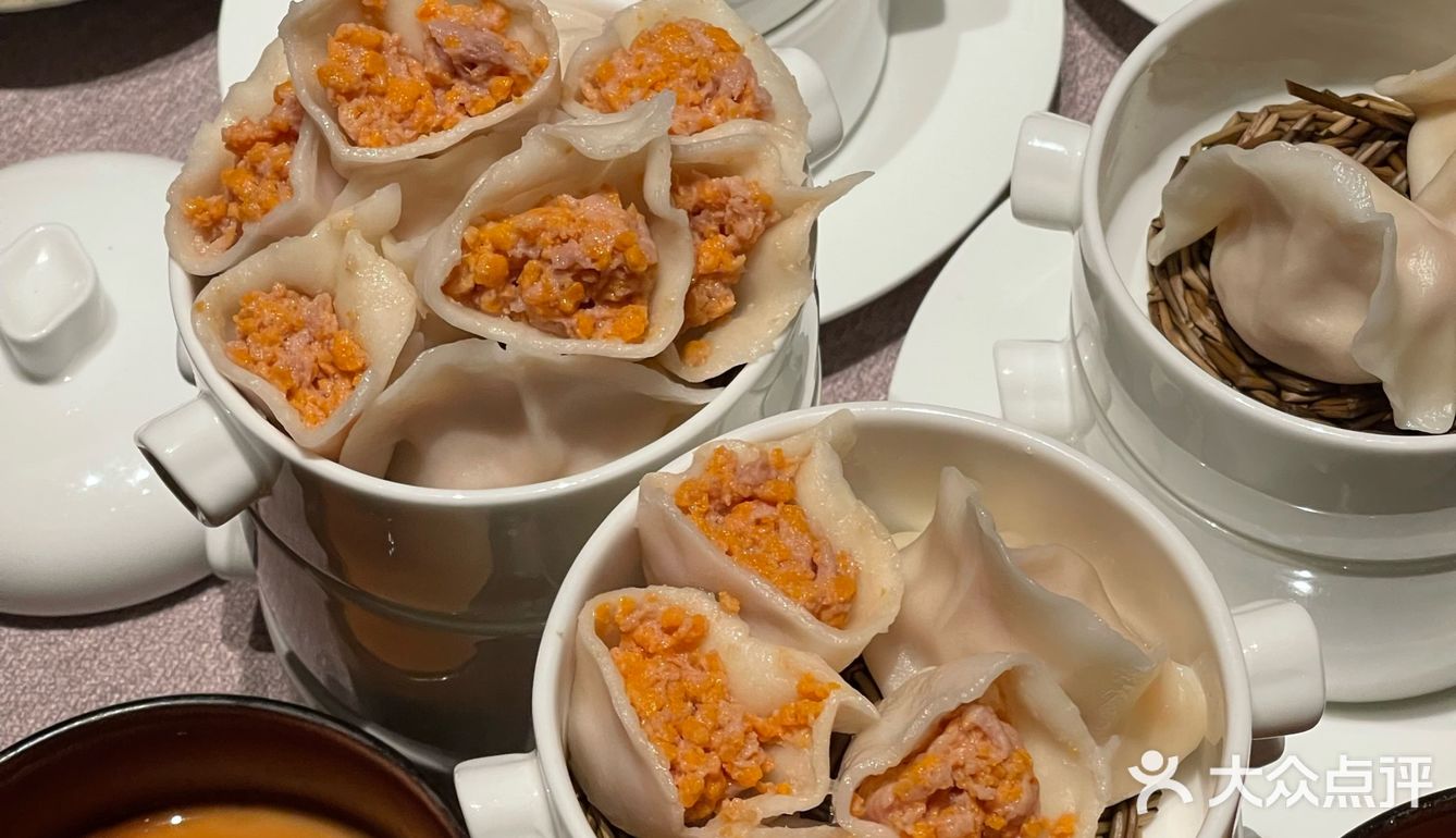 西安 ！！一个饺子🥟居然11块钱 。 。  