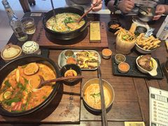 -银米·云南传统过桥米线(双廊黑金冠店)