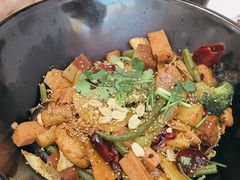 -醉人椒麻辣香锅(上地华联店)