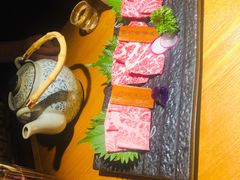 和牛三种-本寻烧肉酒场(双井店)