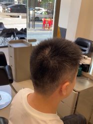 -摩登时代美发沙龙