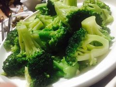 -东馆和天下特色餐饮(工农店)