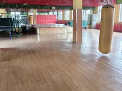 -英特健身俱乐部