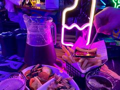-UP嘻哈酒吧(粉巢店)