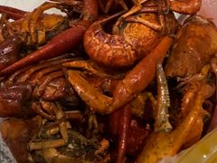 -李双猪·小龙虾·烧烤·羊肉煲(乐山店)
