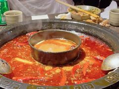 -渝大狮毛肚老火锅(遂宁万达店)