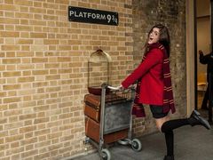 -九又四分之三站台