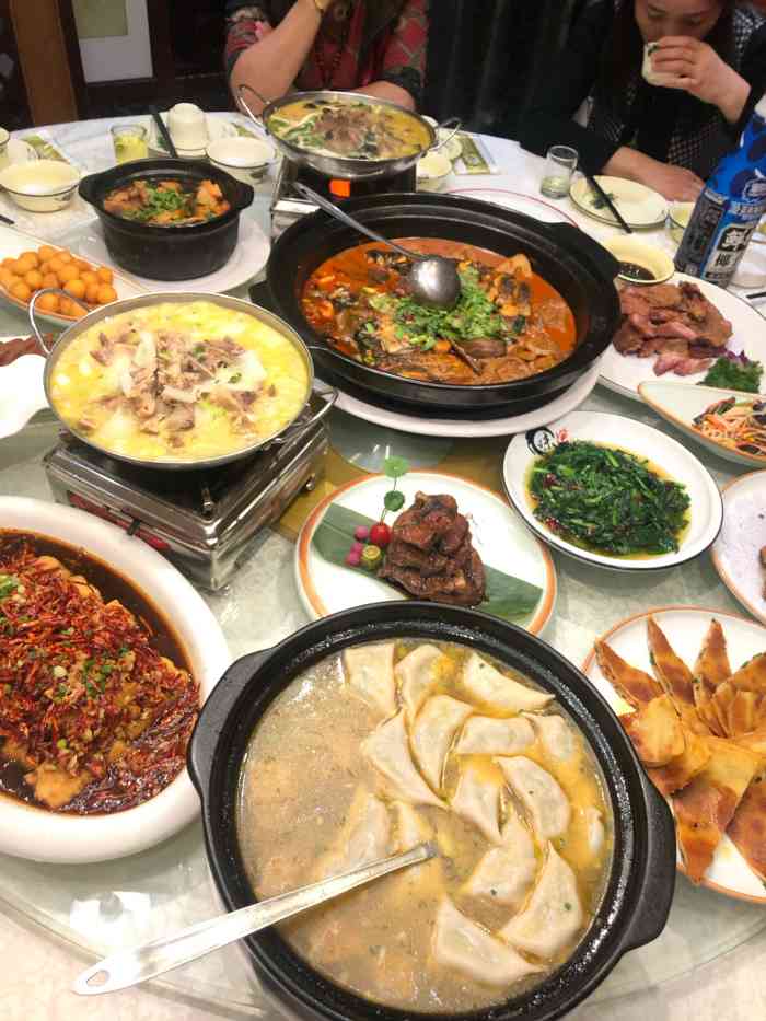 皖江小院生态土菜馆-"这家店已经有七八年历史了,本来在法院对面.