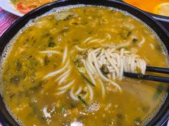 小锅米线-香巴拉云南餐厅(华莱坞店)