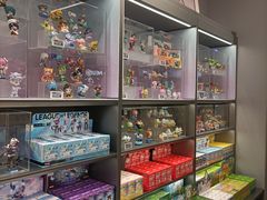 -泡泡玛特POPMART(杭州乐堤港店)