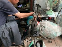 -静安寺修鞋修包修拉链