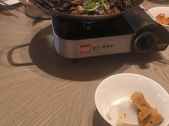 -艳阳天·非遗楚菜(武汉客厅店)