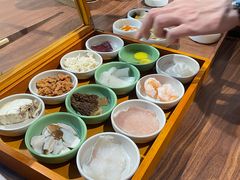 -良米山·云南野生菌过桥米线(上海首店)