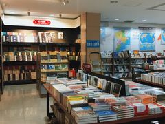 -新华书店(华城路店)