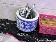 -何老二卤汁凉粉