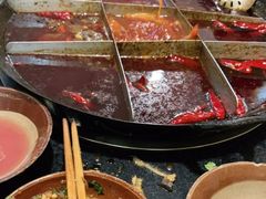 -利姐牧牛匠老火锅(兰花店)
