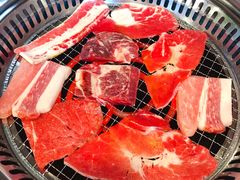 烤肉拼盘-美洲岛烤肉自助餐厅
