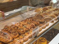 -金色麦甜糕点(面包.蛋糕.华苑店)