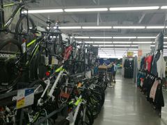 -迪卡侬(西三旗店)