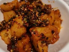 -渝是乎酸菜鱼(龙旗购物中心店)