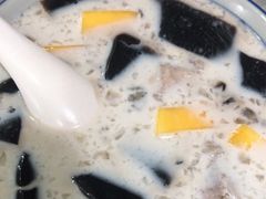 -水牛奶皇后糖水铺