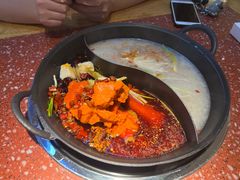 -赵美丽·重庆社区火锅·直营店(火车东站·中豪国际店)