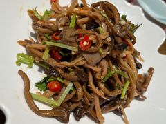 -黄泥岗·地道湖北菜(奥特莱斯店)