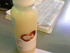 小雪荔枝瑞纳冰-瑞幸咖啡(SM广场店)