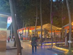 -二荆条·蜀鲜汇城市森林火锅