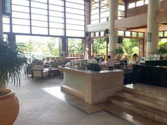 -亚龙湾喜来登·美景台大堂吧