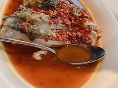 双色蒸水库大鱼头-君庭中餐馆(华强路店)