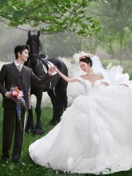 点击看大图 -第一夫人婚纱摄影(南京店)