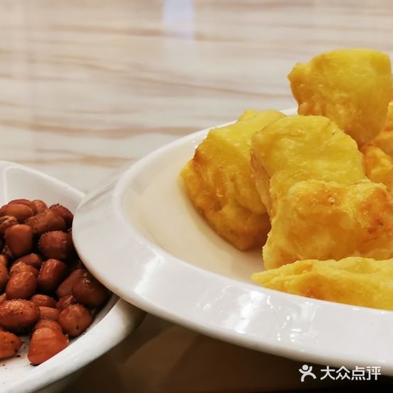 寻鱼河鲜馆(海河店)