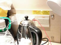 -豪泰168酒店(无锡上马墩靖海地铁站店)