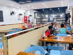 大堂-老何家后安粉·糟粕醋海鲜火锅(三亚湾椰梦长廊店)